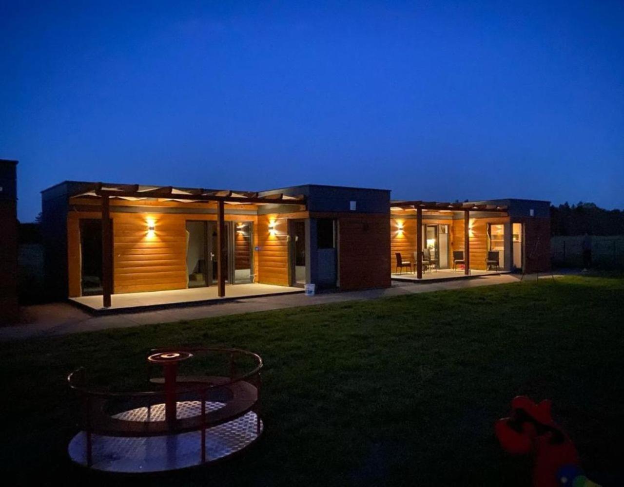 Cisza Bungalows Village / Blisko Natury Nowecin Экстерьер фото