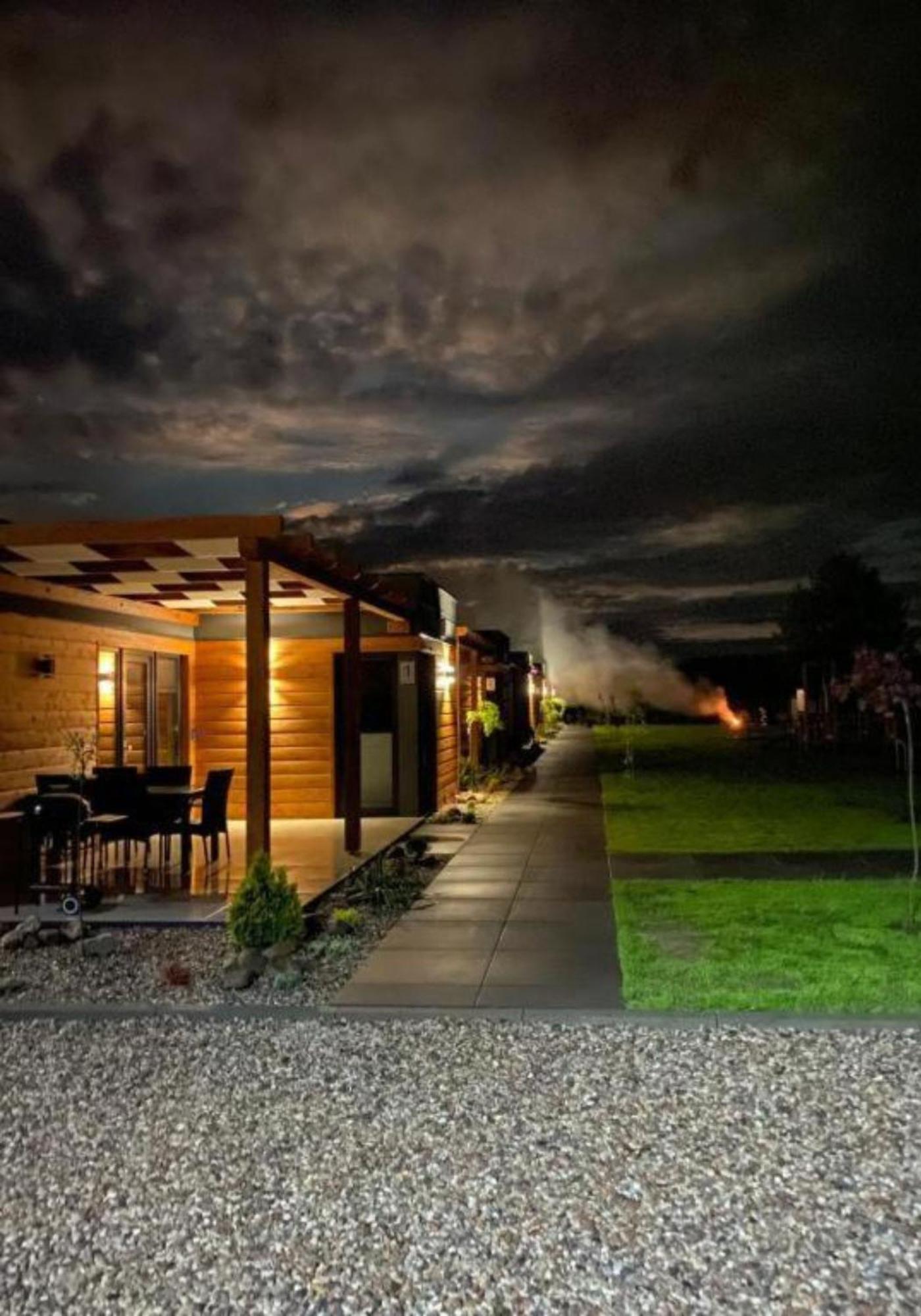 Cisza Bungalows Village / Blisko Natury Nowecin Экстерьер фото